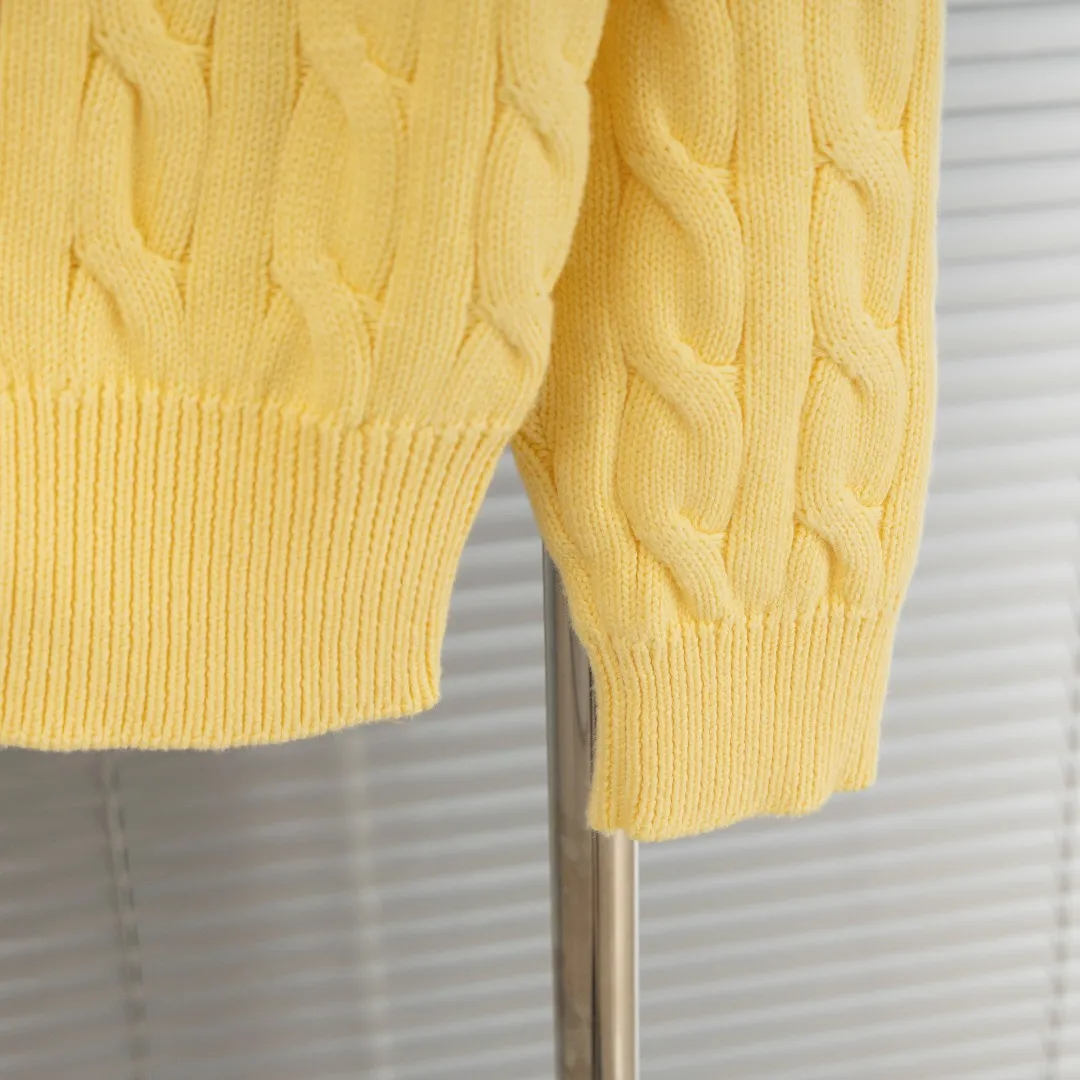 P290 top version (different currencies) You can scan the code to enter the official website. Style: Ralph Lauren POLO Ralph Lauren small label embroidered knitted cardigan jacket. Color: Picture color. Size: S-XL. Fabric: pure cotton. Accessories: full set of customized accessories. No gender distinction. Same style for men and women.